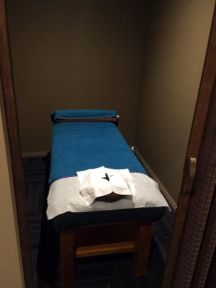 ACU Massage treatment room